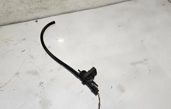 Mercedes-Benz Sprinter W901 W902 W903 W904 Vacuum valve 0025401497