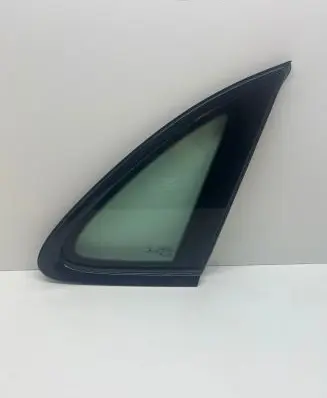 Porsche Macan (95B) Rear side window 95B845298XA 401615 5876664