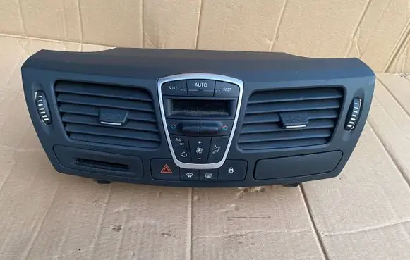 Renault Laguna III Climate control unit A2C5329939
