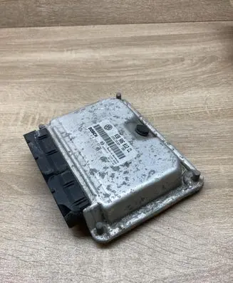 Volkswagen Golf IV Engine control unit/module ECU 038906012CL 0281010380