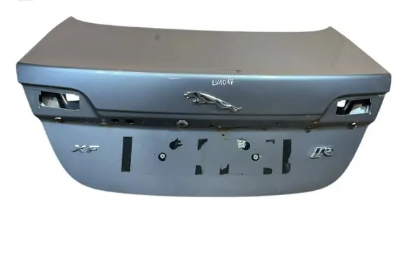 Jaguar XF Tailgate/trunk/boot lid