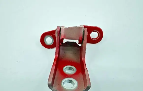 Toyota Yaris XP210 Front door lower hinge