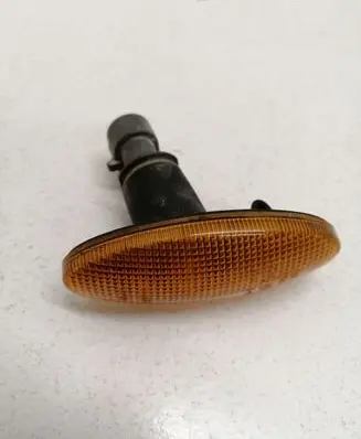 Opel Vectra B Front fender indicator light 51293