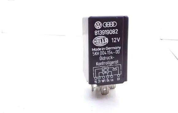 Audi 80 90 B3 Hazard warning light relay 813919082
