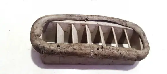 Dash center air vent grill