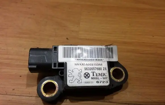 Peugeot 607 Airbag deployment crash/impact sensor 9632657680