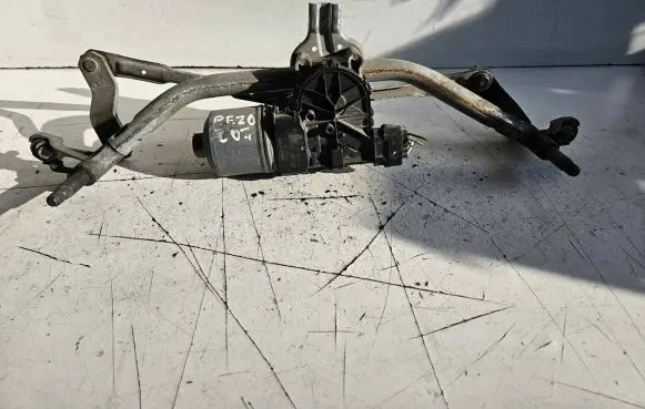 Peugeot 207 Front wiper linkage and motor 9650380780 94338R01 3397020769