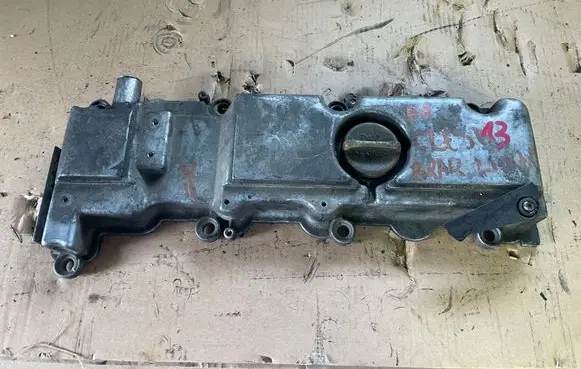 Opel Astra G Rocker cam cover 90528787