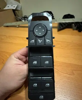 Nissan Qashqai Quarter vent window switch 254016UB3A 20220213 SN2886