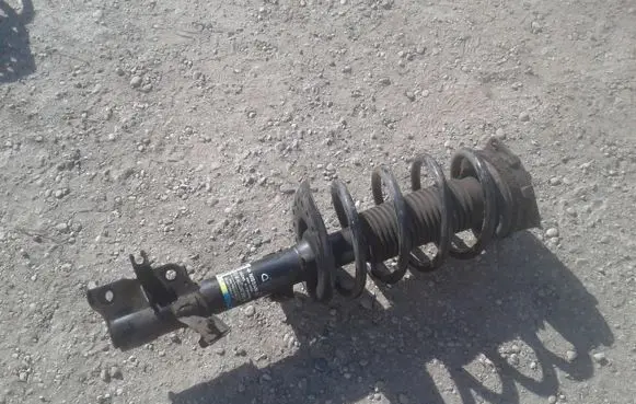 Nissan Qashqai+2 Front shock absorber with coil spring 54302BR04A