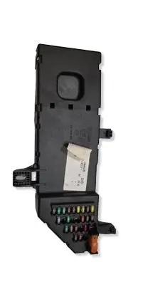 Opel Vectra B Fuse module 13223678 13193588