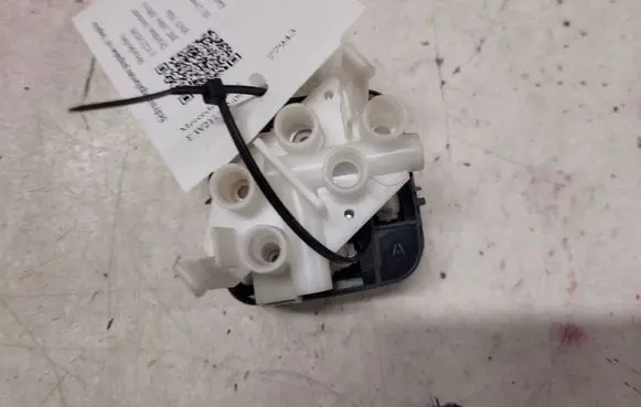 Mercedes-Benz E W211 Seat control switch 2118000878