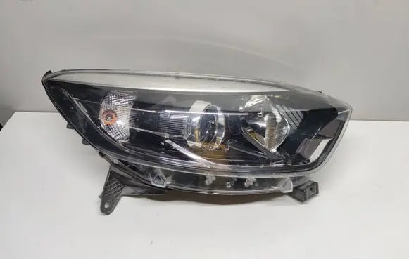 Renault Captur Headlight/headlamp