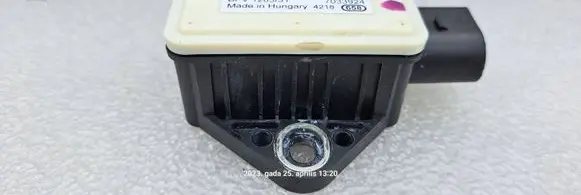 Audi A5 Sportback 8TA ESP acceleration yaw rate sensor 8K0907637C 7033924 0265005738