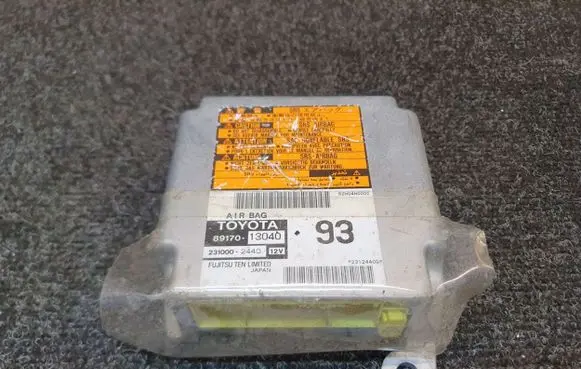 Toyota Corolla E120 E130 Airbag control unit/module 8917013040 2310002440