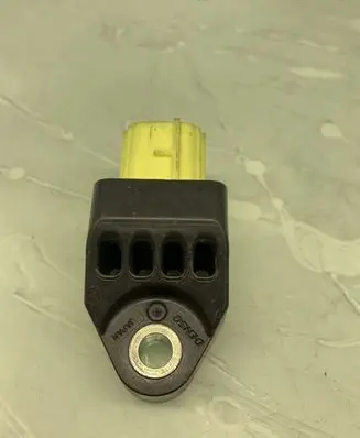 Toyota RAV 4 (XA30) Airbag deployment crash/impact sensor 8983133020