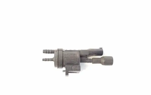 Mercedes-Benz C W204 Turbo solenoid valve A0025407097