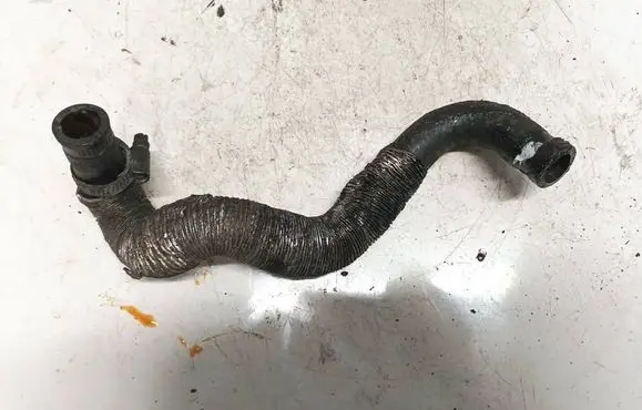 Volvo V70 Engine coolant pipe/hose