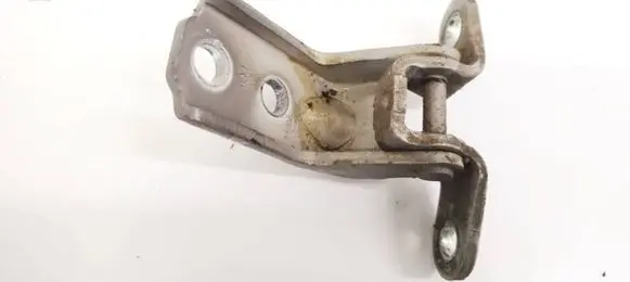 KIA Sorento Front door upper hinge