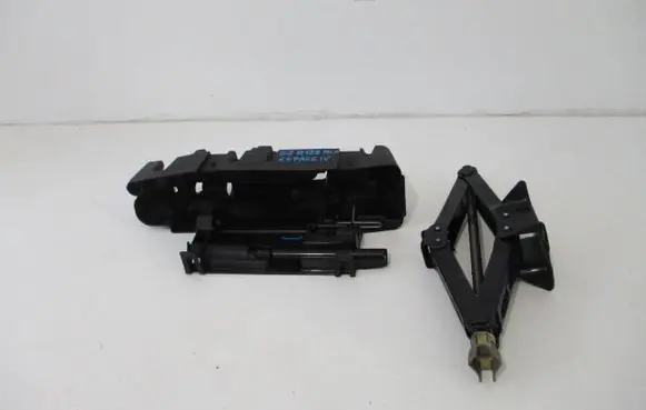 Renault Espace - Grand espace IV Tool set 8200127794