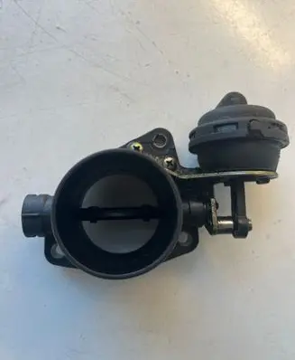 Renault Laguna II Throttle valve