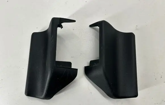 Jeep Compass Front driver seat rail trim 5UN38DX9AA 5UN39DX9AA 5GNBD561