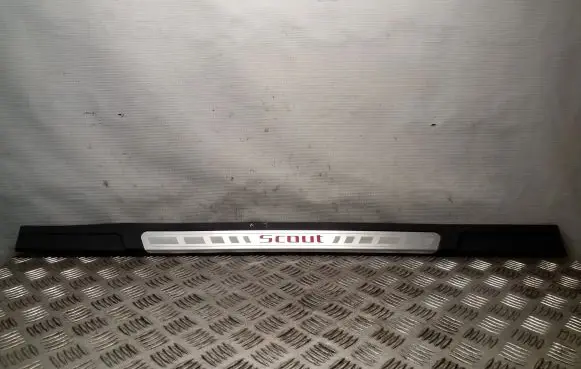 Skoda Octavia Mk2 (1Z) Front sill trim cover 1Z0853491B