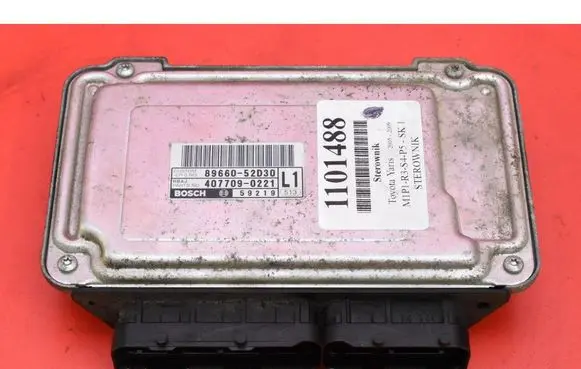 Toyota Yaris Engine control unit/module ECU 896610D270