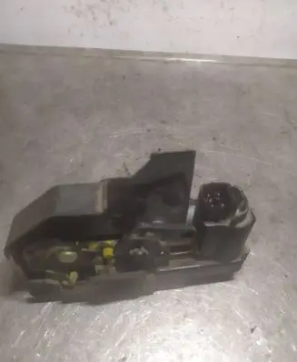 Hyundai Getz Front door lock TBDLXFRTRH LL11