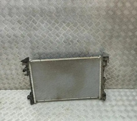 Fiat 500E Coolant radiator 52150725 MW694003