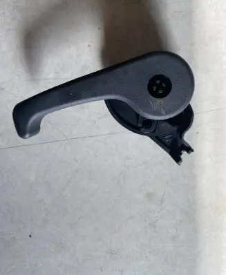 KIA Pro Cee'd III Engine bonnet (hood) release handle 811812B000