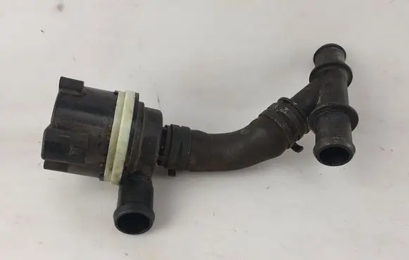 Audi A3 S3 8V Electric auxiliary coolant/water pump 6R0965561A