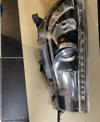Toyota Hilux VIII Headlight/headlamp