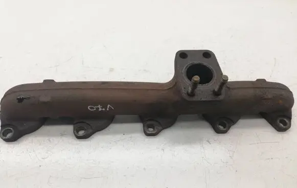 Volvo V70 Exhaust manifold