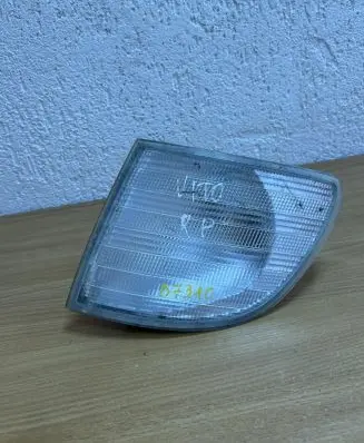 Mercedes-Benz Vito Viano W638 Front indicator light 6RO1489 D7310