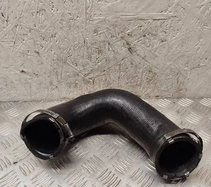 Volkswagen Touareg I Intercooler hose/pipe 7L6145972E