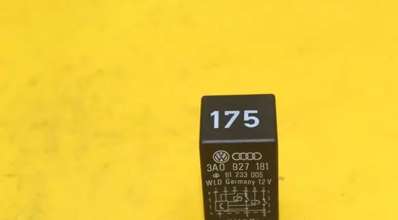 Volkswagen Golf IV Other relay 3A0927181