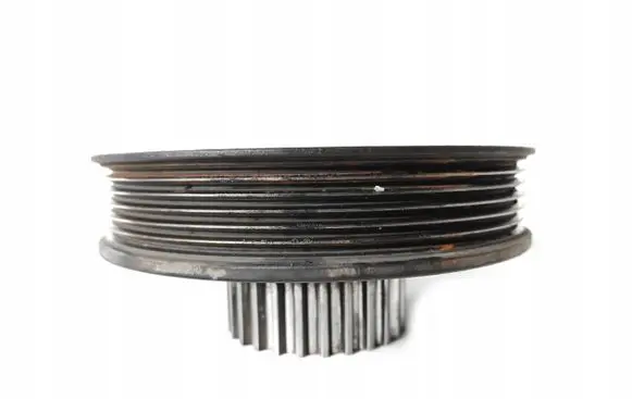 Volkswagen Golf IV Crankshaft pulley 06A105263C