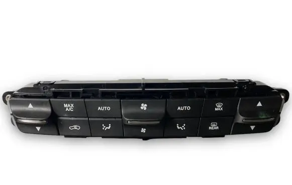 Maserati Levante Climate control unit 670167085