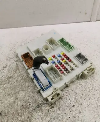 Volvo V40 SAM control unit 31296059