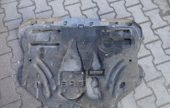 Ford Kuga II Engine splash shield/under tray 