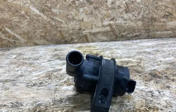 Bentley Flying Spur Electric auxiliary coolant/water pump 3W0965561C
