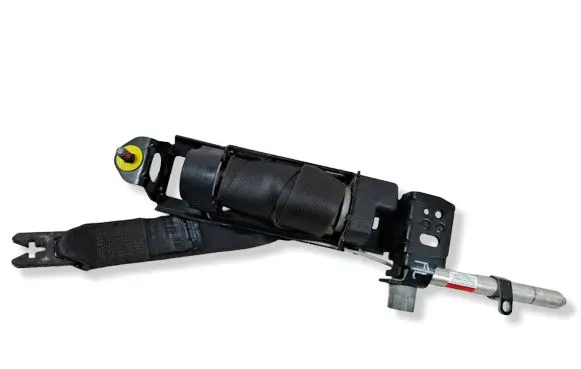 Volvo S40 Front seatbelt 6841782