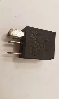 Volvo V70 Other relay 9441161 4R000751400