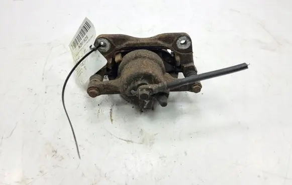 Toyota Auris E180 Front brake caliper