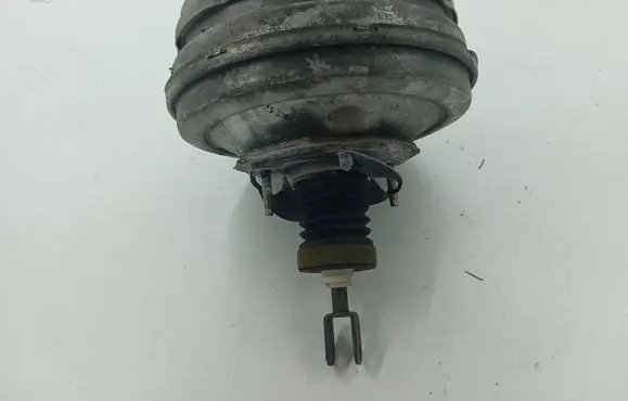BMW 5 E60 E61 Brake booster 32460745
