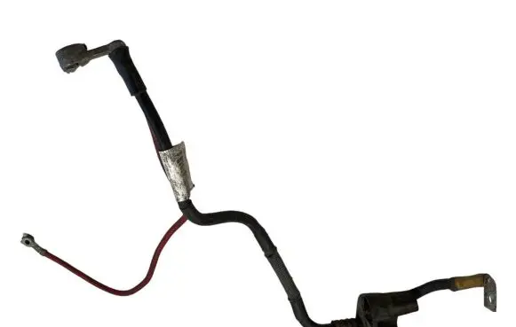 Volkswagen PASSAT B6 Positive cable (battery) 1K0971228M