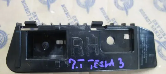 Tesla Model 3 Front bumper mounting bracket TESLAMODEL3 108399300C