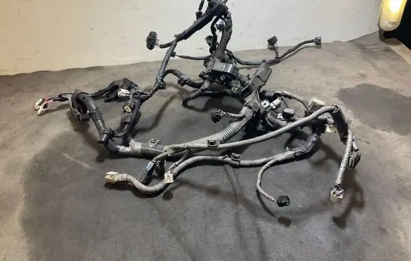 Toyota Auris E180 Engine installation wiring loom