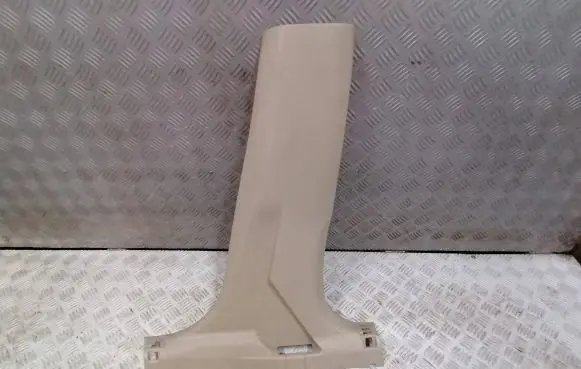 Nissan X-Trail T32 (B) pillar trim (bottom) 769154CE0A